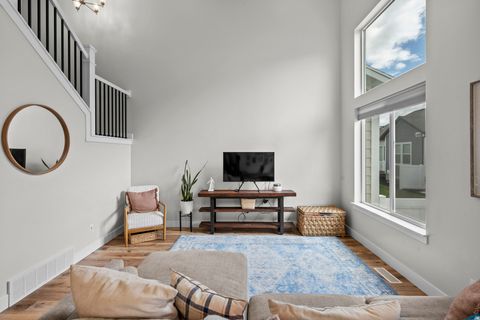 Tiny photo for 1624 N 3740 W, Lehi, UT 84043 (MLS # 2121866)