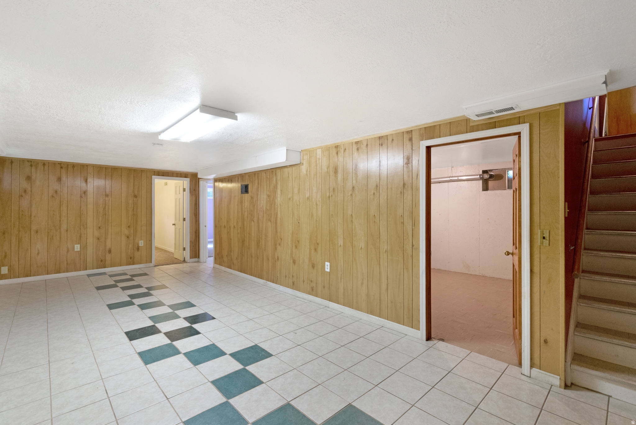 CAMELOT - Residential