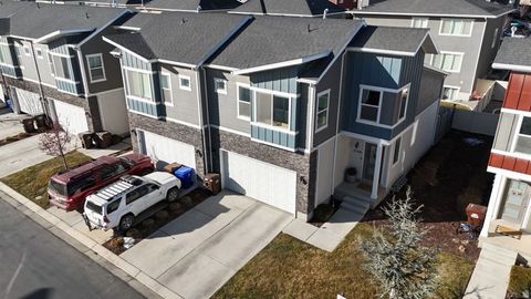 Photo of 7129 N MOUNTAIN FIELD DR, Eagle Mountain, UT 84005 (MLS # 2134585)