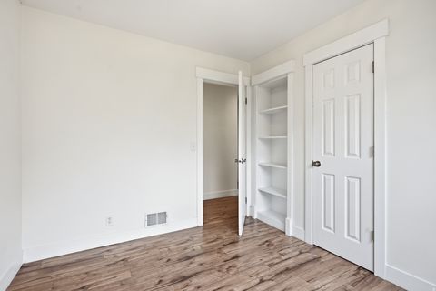 Tiny photo for 3046 E 2965 S, Salt Lake City, UT 84109 (MLS # 2147964)