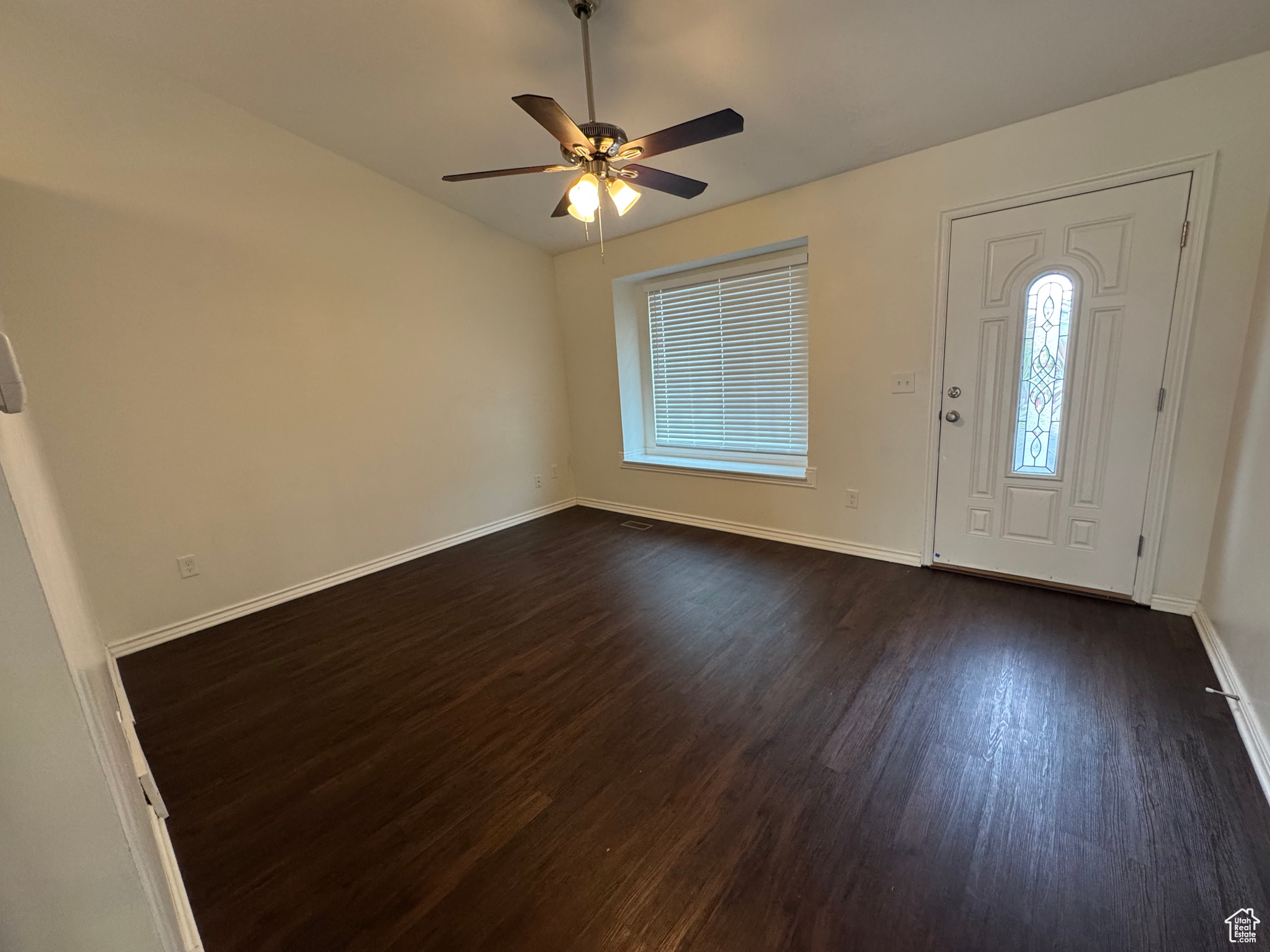 1952 E Sunset Dr, Layton, Utah image 3