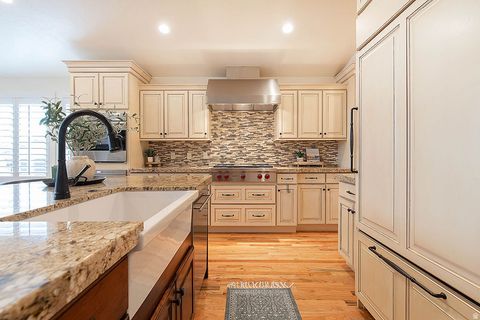 Tiny photo for 1154 E PARKSTONE DR #125, Draper, UT 84020 (MLS # 2133793)