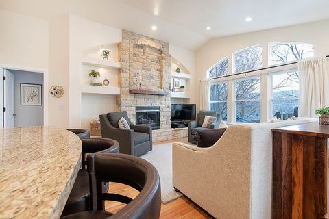 Tiny photo for 1154 E PARKSTONE DR #125, Draper, UT 84020 (MLS # 2133793)