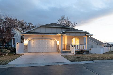 Tiny photo for 1154 E PARKSTONE DR #125, Draper, UT 84020 (MLS # 2133793)