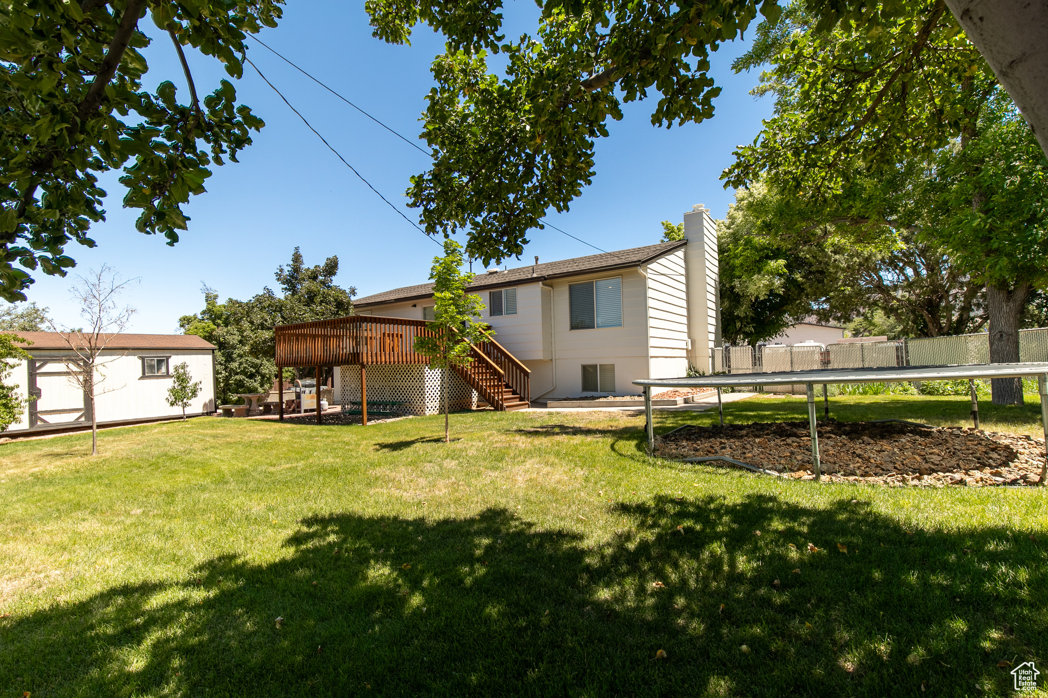 THREE FOUNTAINS - Residential