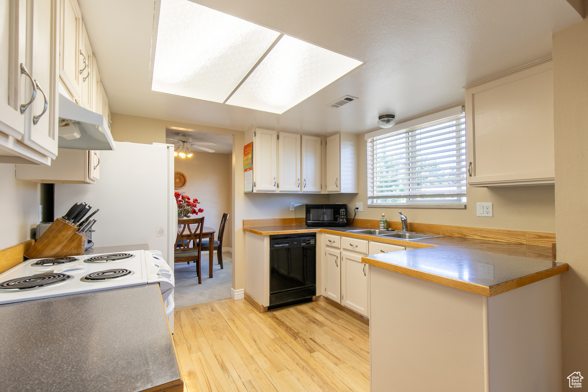 THREE FOUNTAINS - Residential