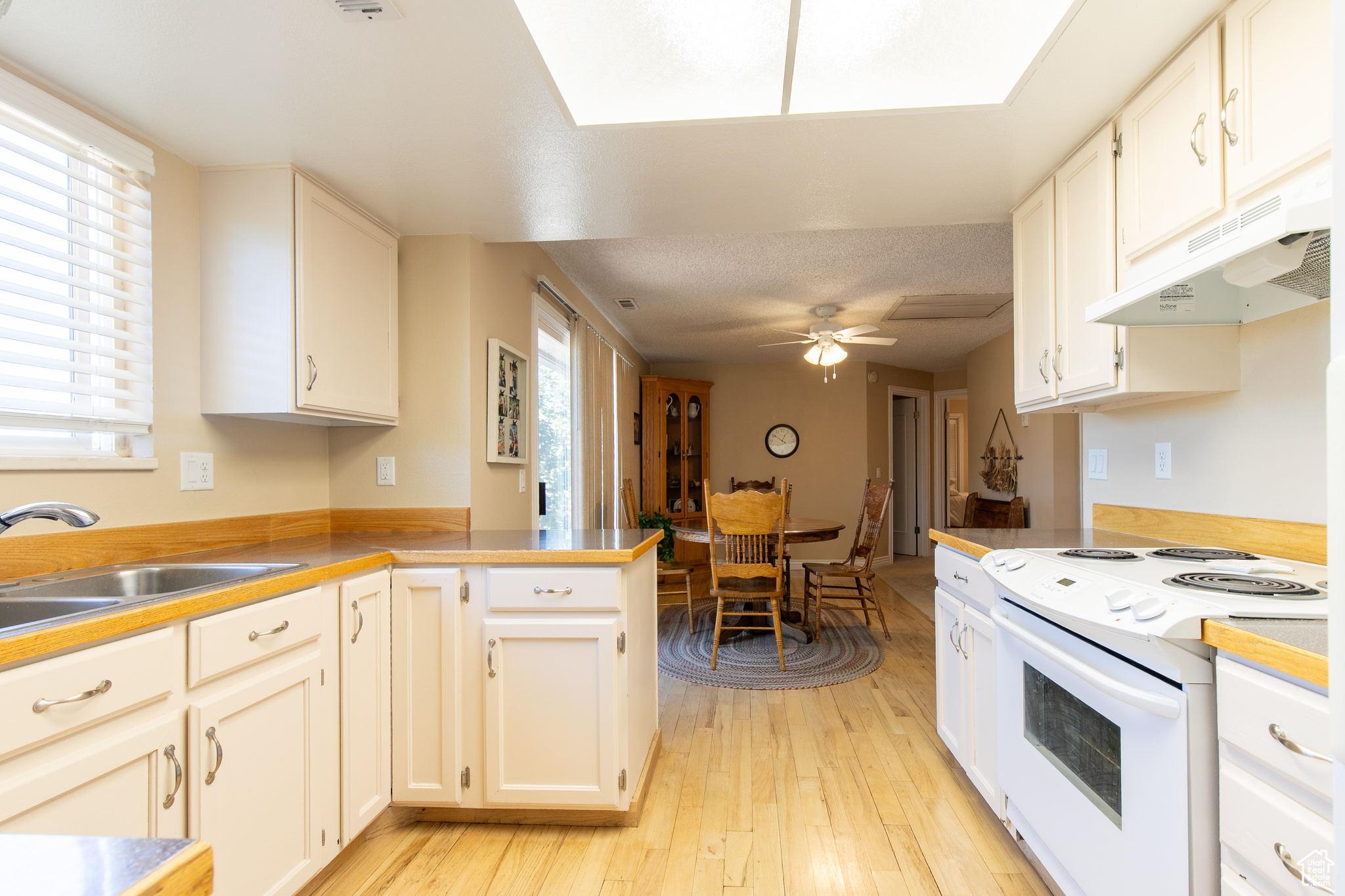 THREE FOUNTAINS - Residential