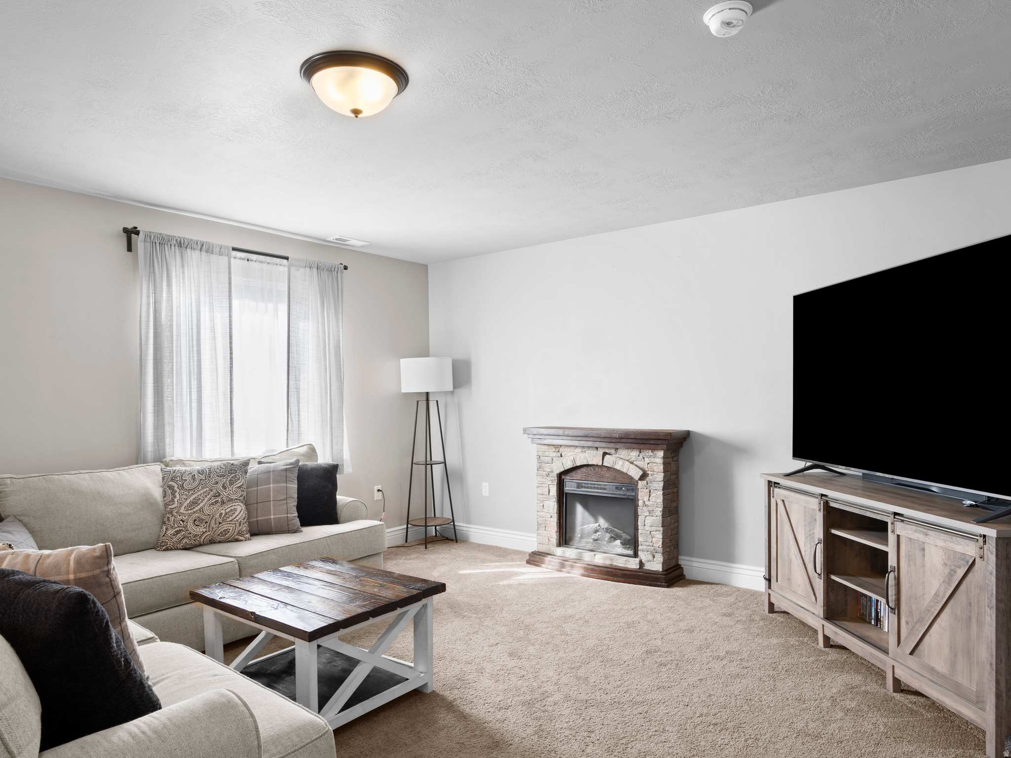 CANYON VILLAGE - Residential