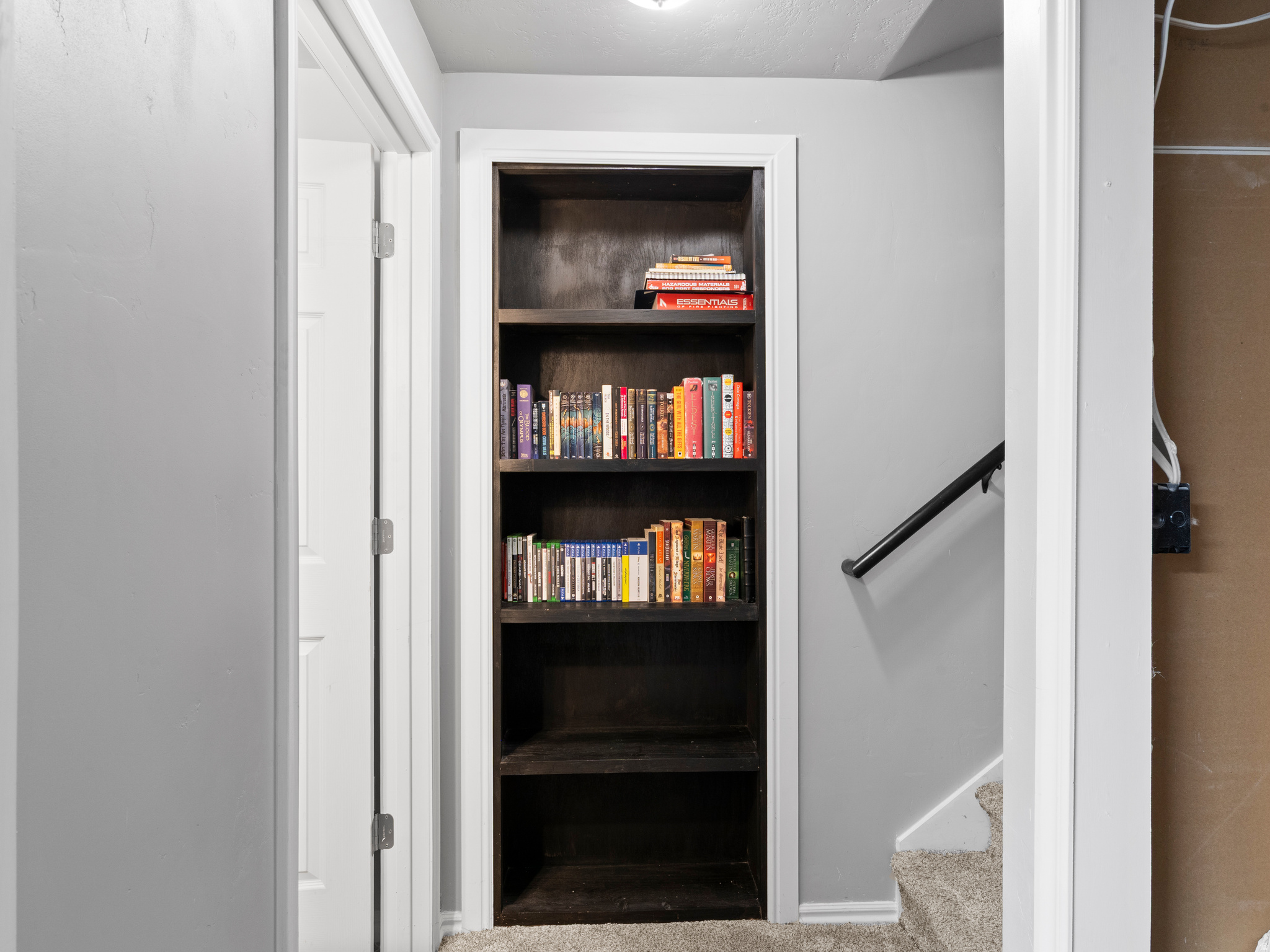 CANYON VILLAGE - Residential