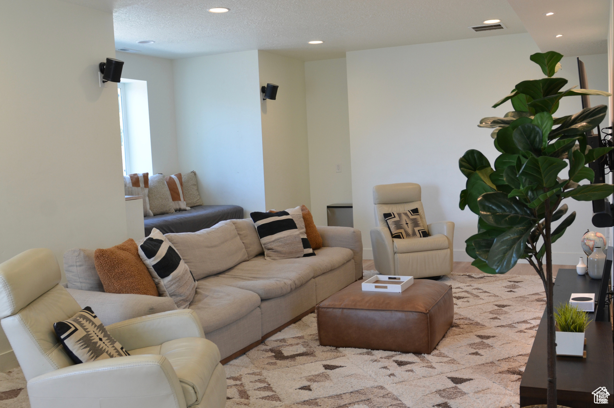 EAGLE SUMMIT PHASE 2 - Residential