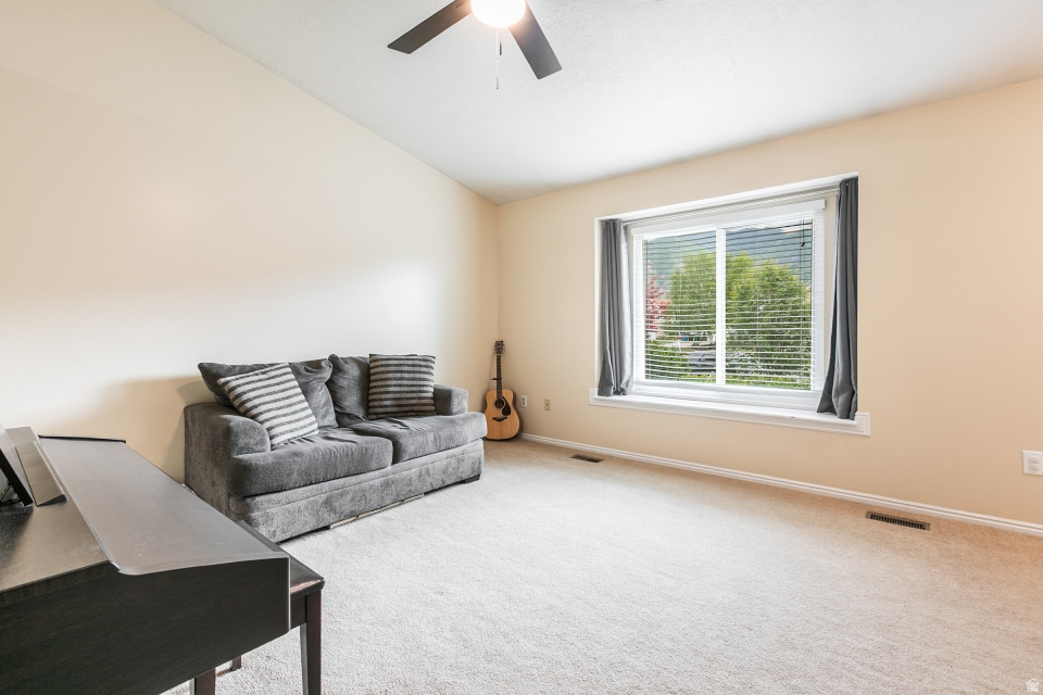 OAKRIDGE HIGHLANDS - Residential