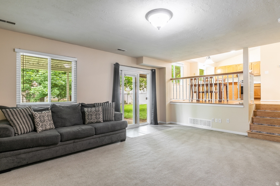 OAKRIDGE HIGHLANDS - Residential