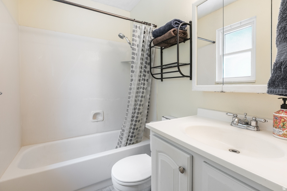 OAKRIDGE HIGHLANDS - Residential