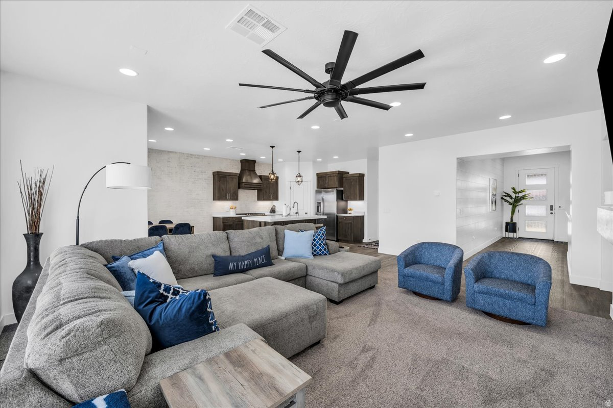 DESERT CREST PH 5 - Residential