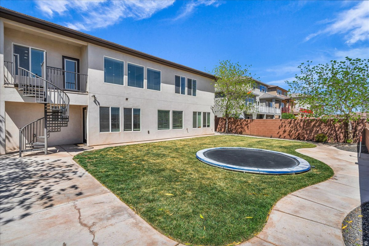 DESERT CREST PH 5 - Residential