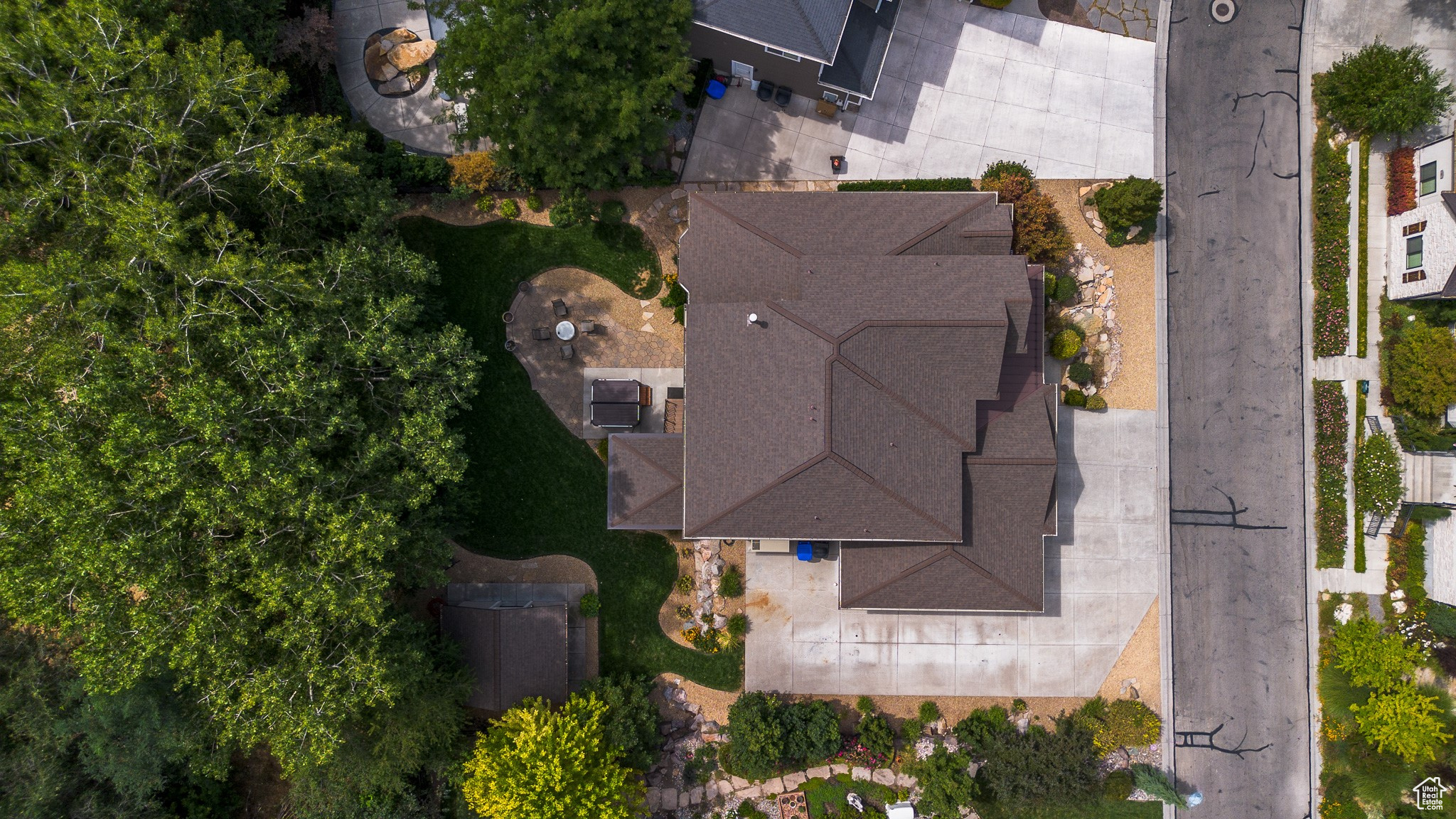 THE GROVE - Residential