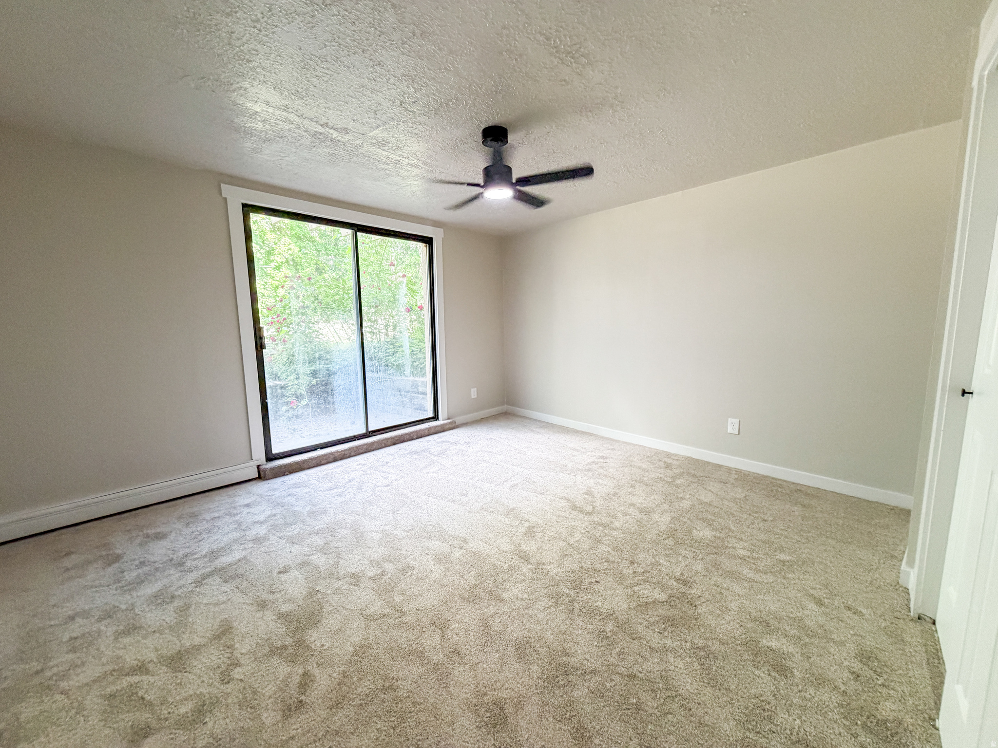 HOBBLE CREEK CONDOS - Residential