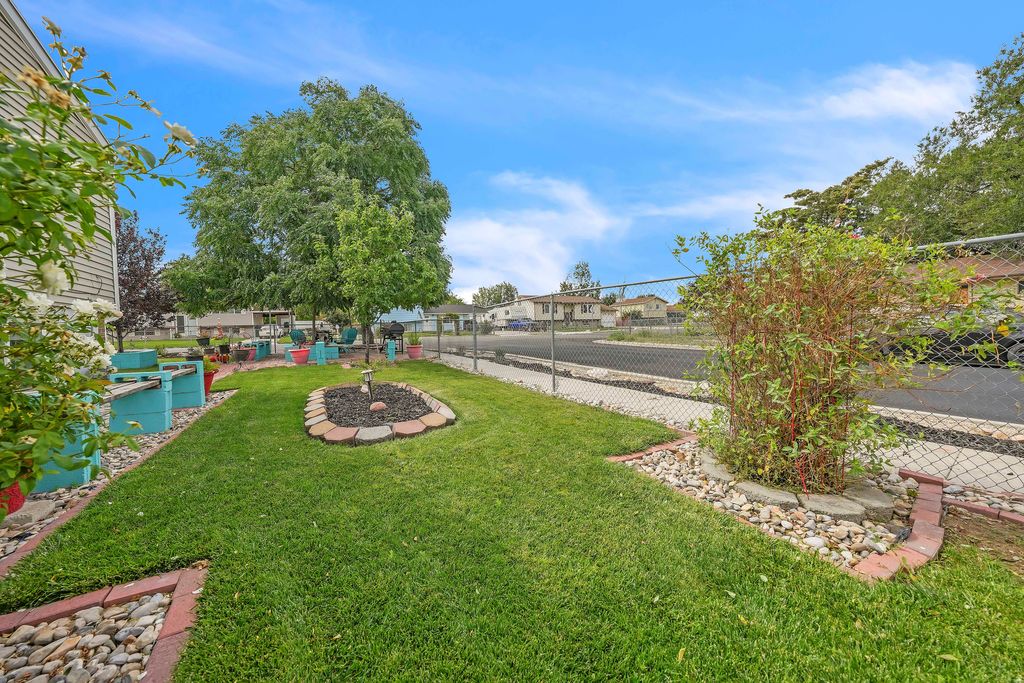 Photo of 6828 W COPPERHILL DR, West Valley City, UT 84128 (MLS # 2151668)