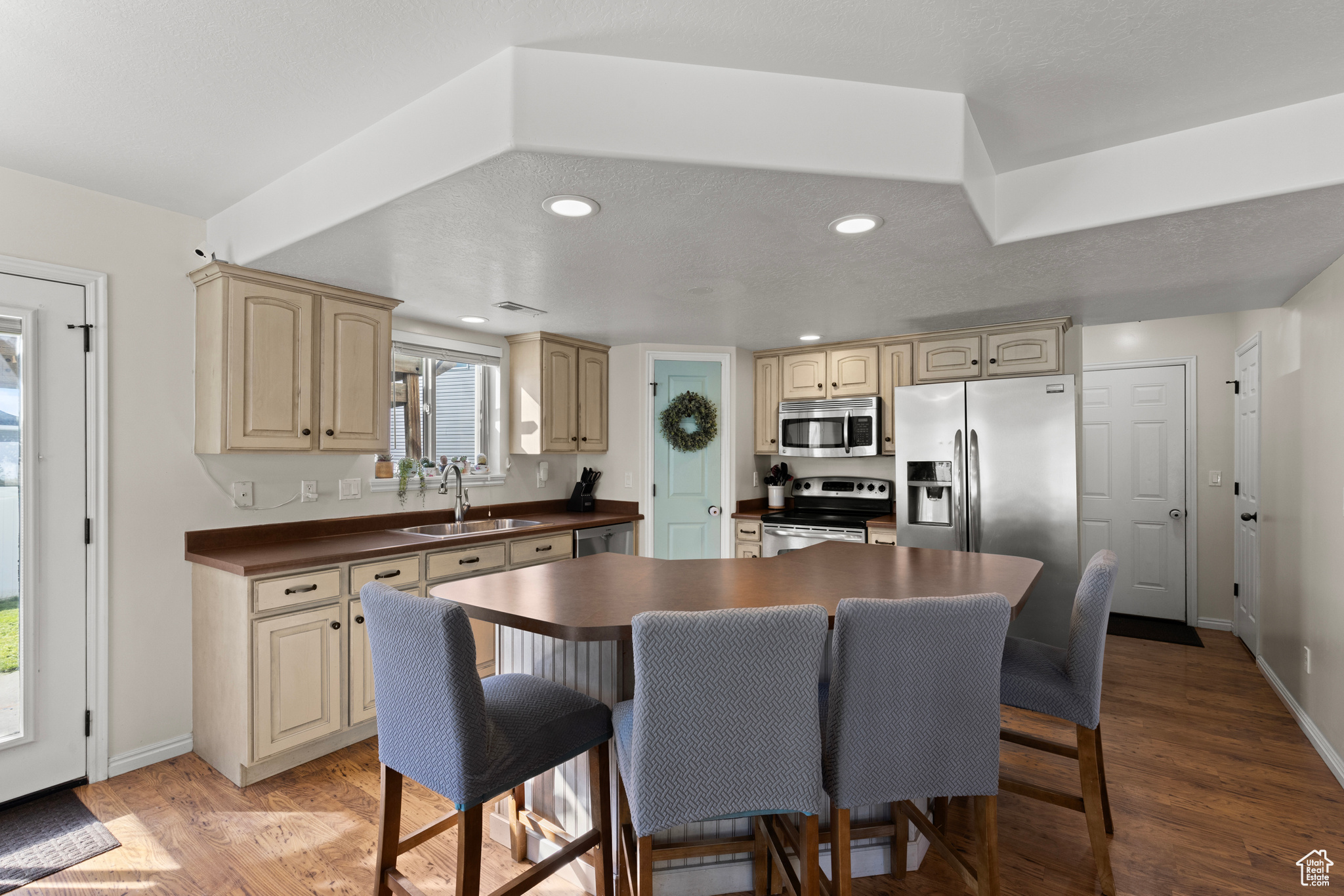 LOGAN RIVER TRAILS - Residential