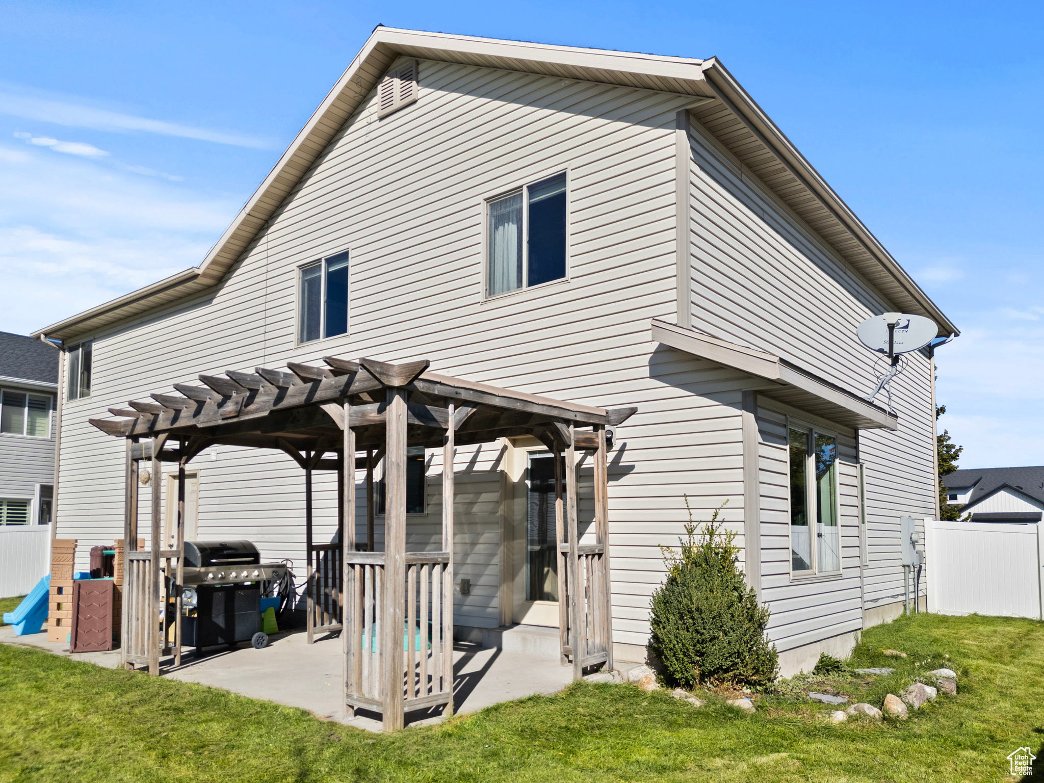 LOGAN RIVER TRAILS - Residential