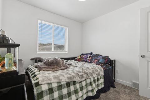 Tiny photo for 4497 W IRON MOUNTAIN DR, South Jordan, UT 84009 (MLS # 2157928)