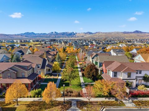 Tiny photo for 10932 S TOPVIEW RD, South Jordan, UT 84009 (MLS # 2120405)