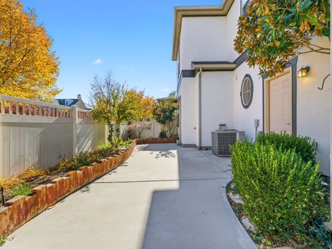 Tiny photo for 10932 S TOPVIEW RD, South Jordan, UT 84009 (MLS # 2120405)
