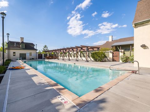 Tiny photo for 10932 S TOPVIEW RD, South Jordan, UT 84009 (MLS # 2120405)