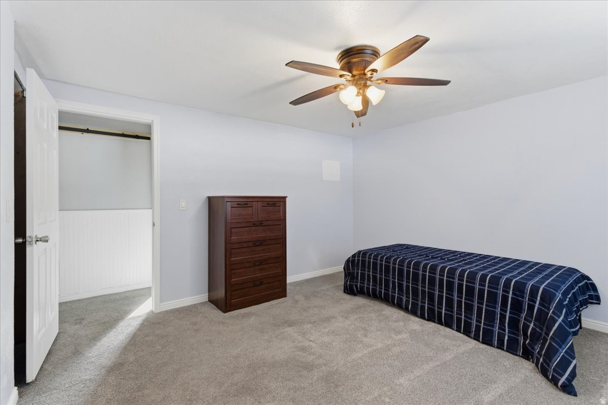 DIAMOND SUMMIT - Residential