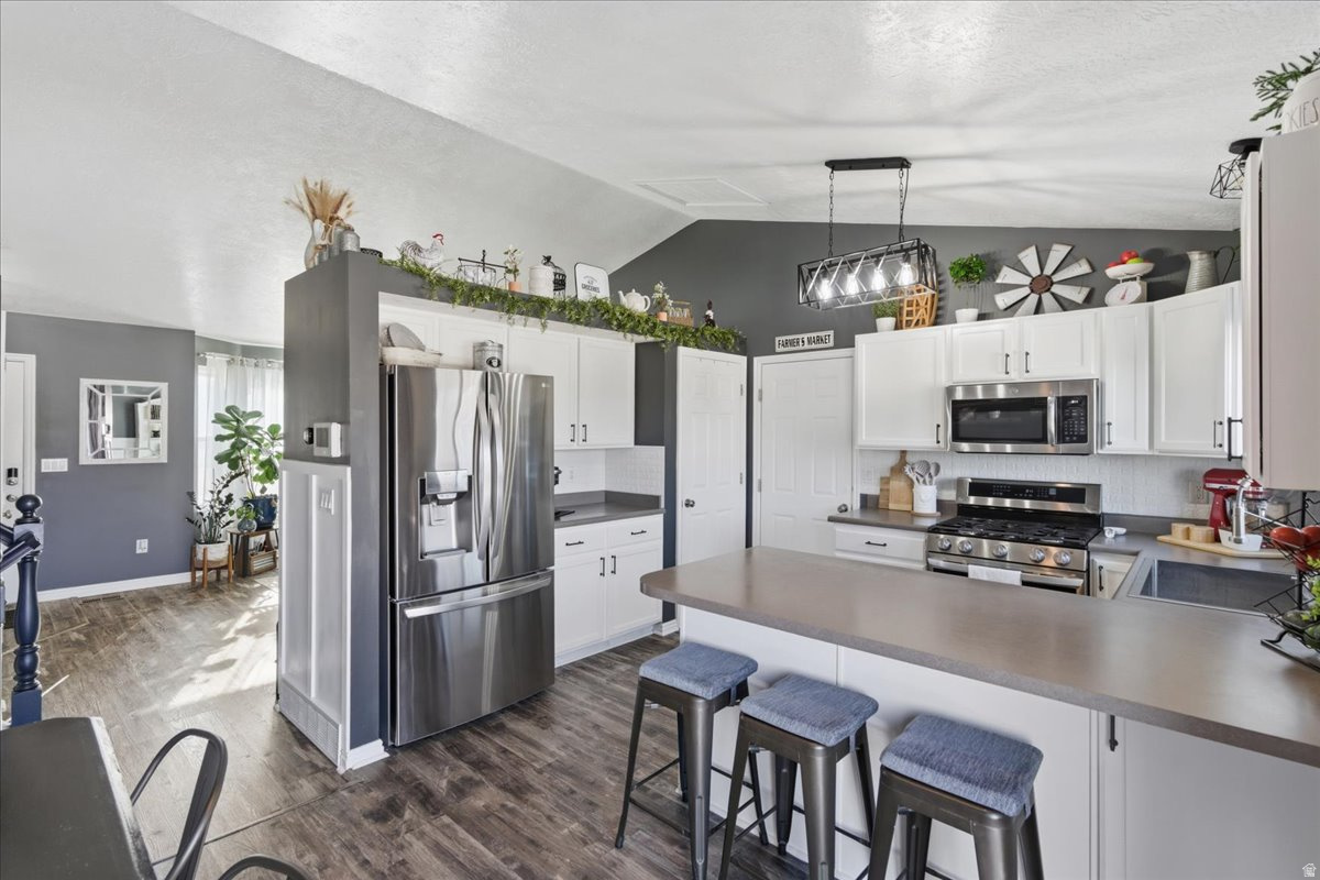 DIAMOND SUMMIT - Residential