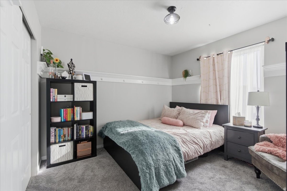 DIAMOND SUMMIT - Residential