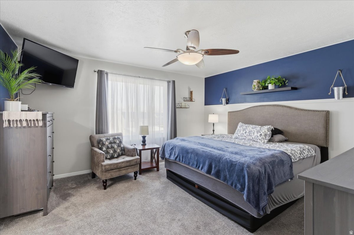 DIAMOND SUMMIT - Residential