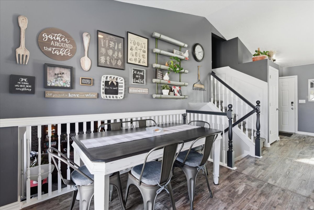 DIAMOND SUMMIT - Residential