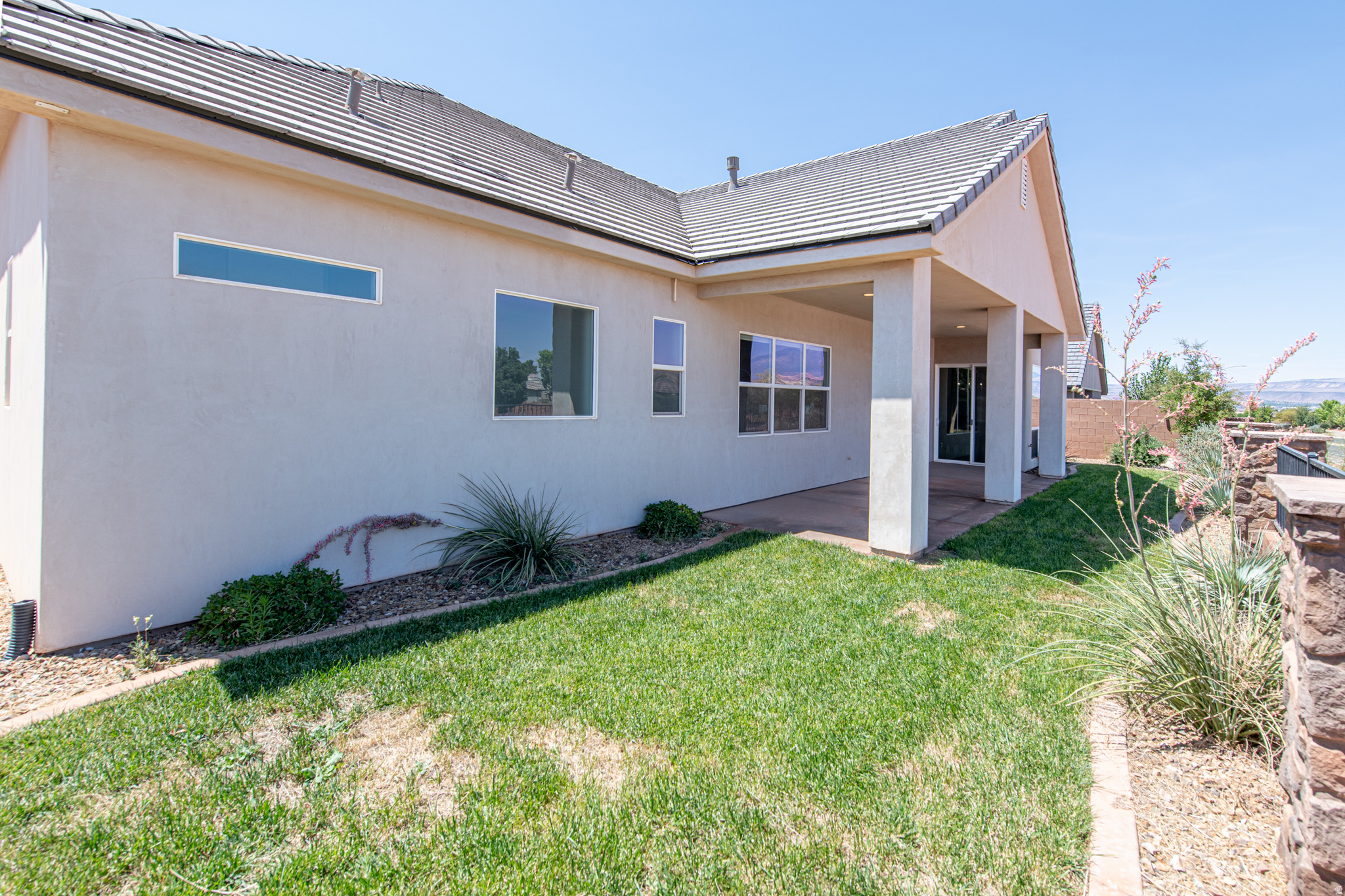 CROSS ROADS AT STUCKI FARMS PH 3 - Residential