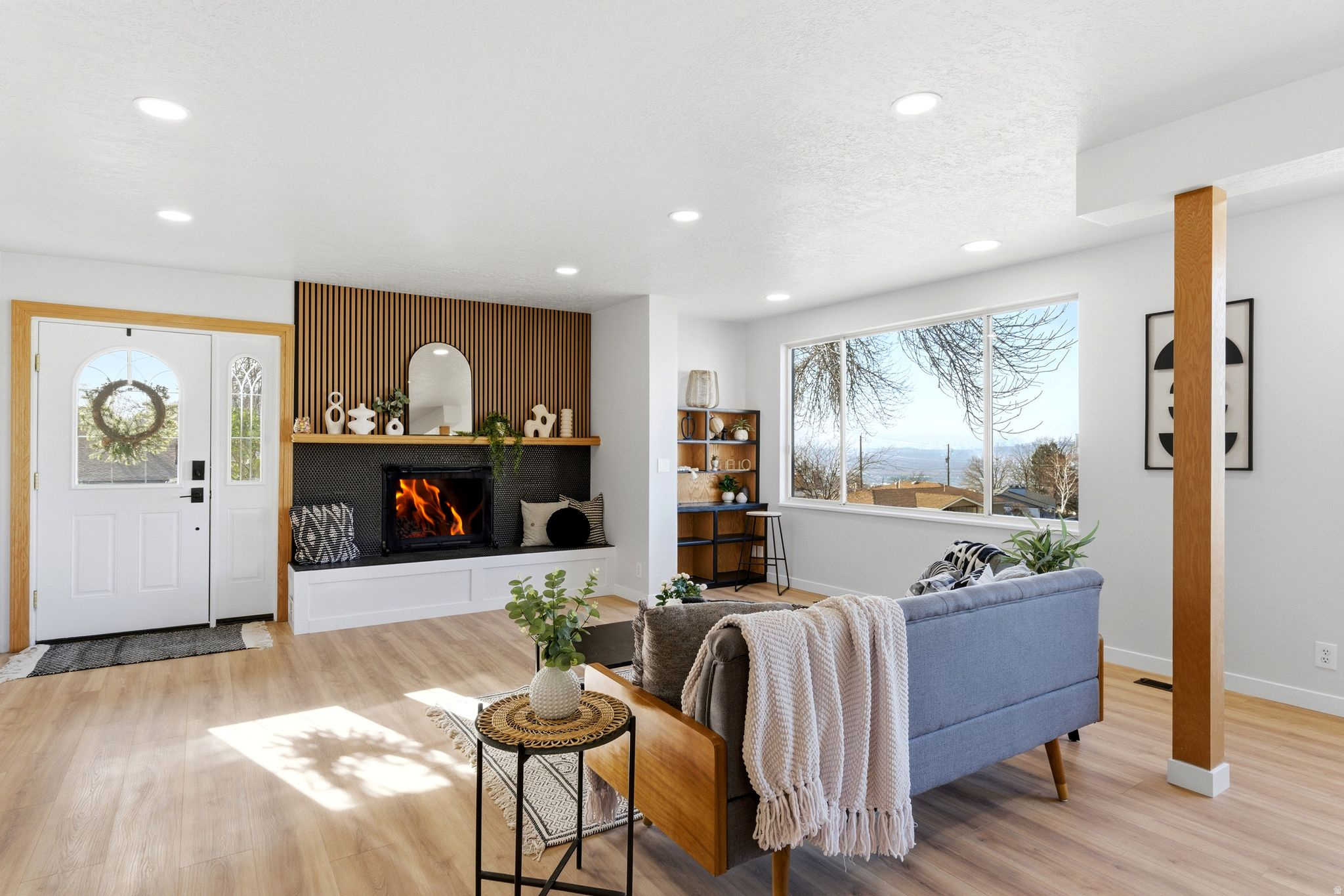 OAKRIDGE MANOR - Residential