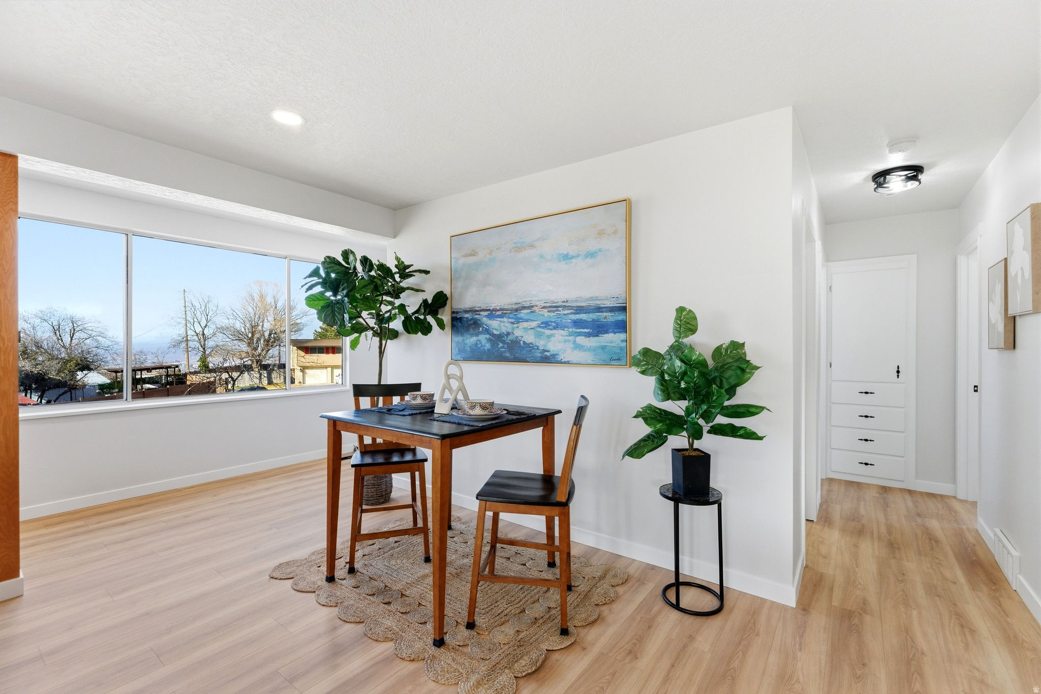 OAKRIDGE MANOR - Residential