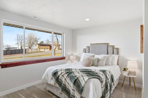 Tiny photo for 1087 ARLINGTON WAY, Bountiful, UT 84010 (MLS # 2132450)