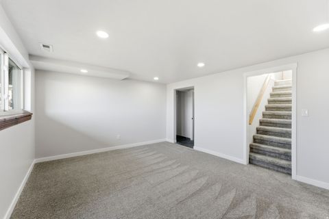 Tiny photo for 1087 ARLINGTON WAY, Bountiful, UT 84010 (MLS # 2132450)