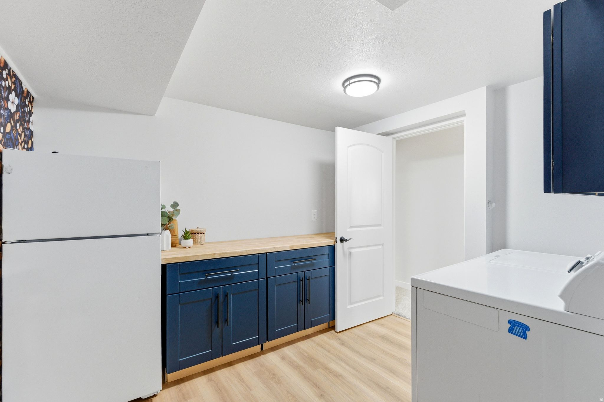 OAKRIDGE MANOR - Residential