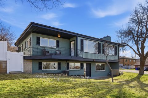 Tiny photo for 1087 ARLINGTON WAY, Bountiful, UT 84010 (MLS # 2132450)