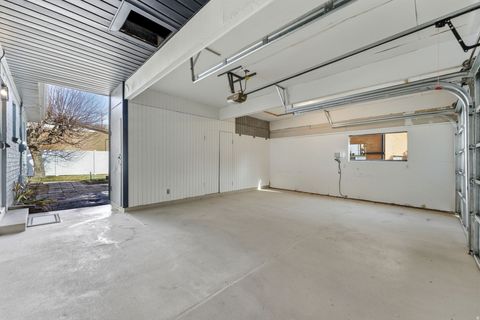 Tiny photo for 1087 ARLINGTON WAY, Bountiful, UT 84010 (MLS # 2132450)