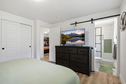 Tiny photo for 7027 S PONDEROSA DR, Cottonwood Heights, UT 84121 (MLS # 2125488)