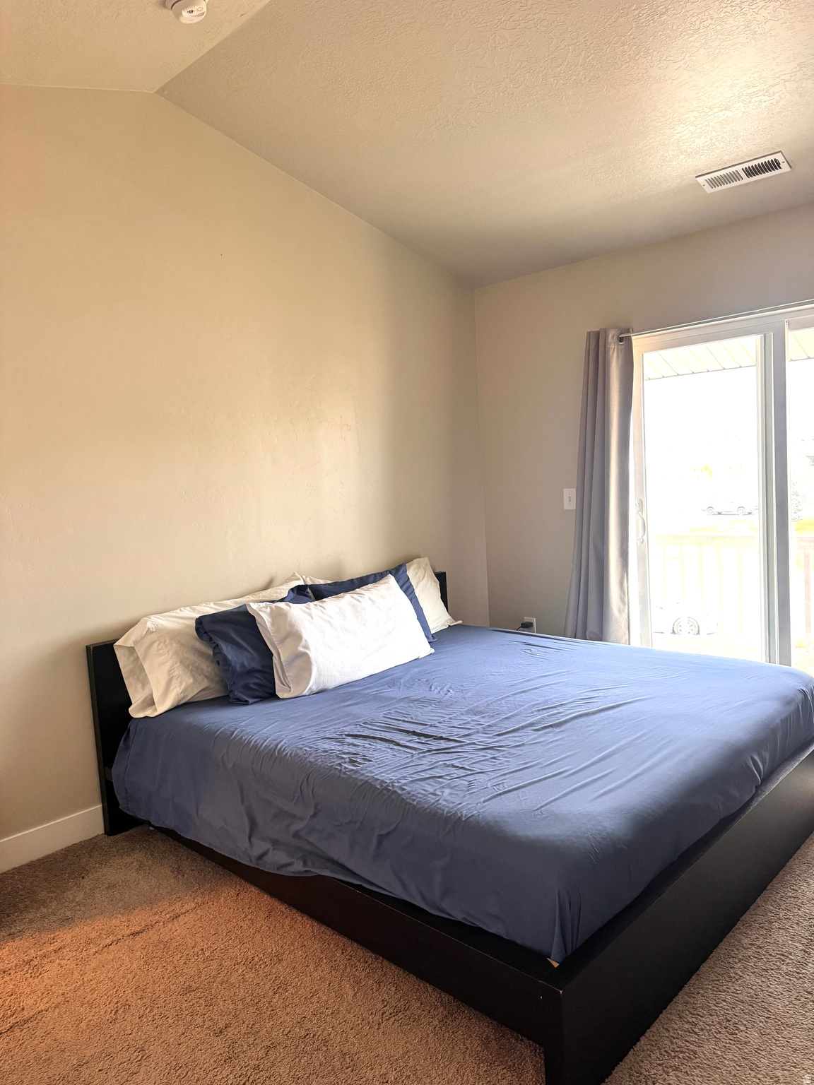 EAGLE POINT - Residential