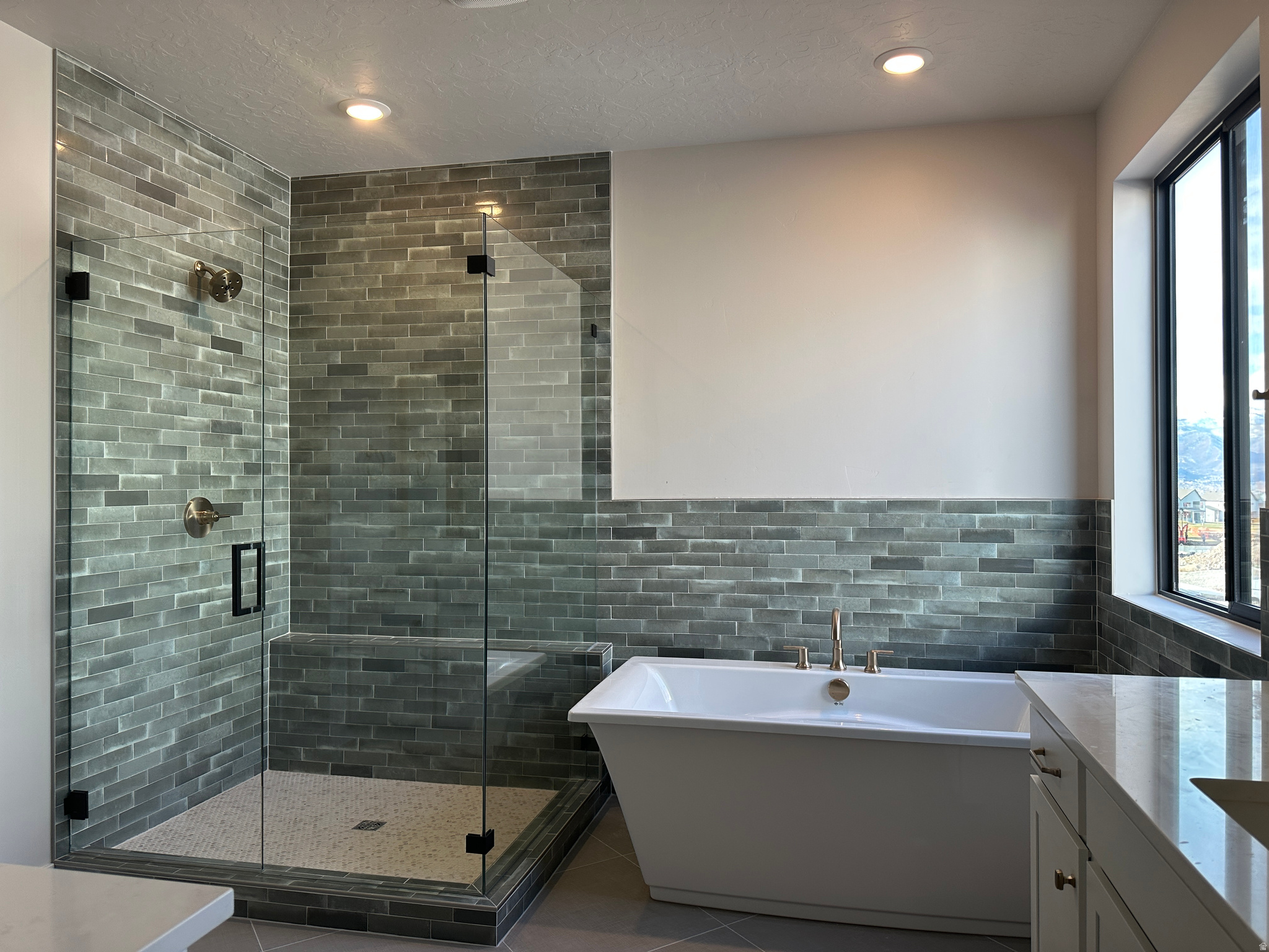 CROSSINGS AT LAKE CREEK - Residential