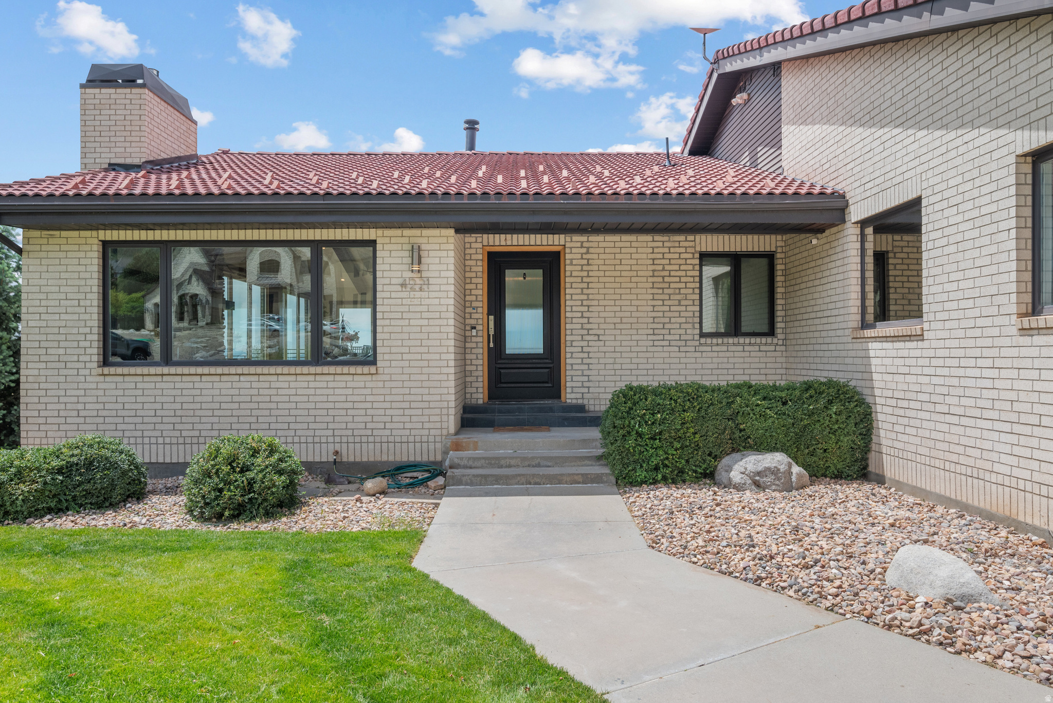 ALPINE COVE - Residential
