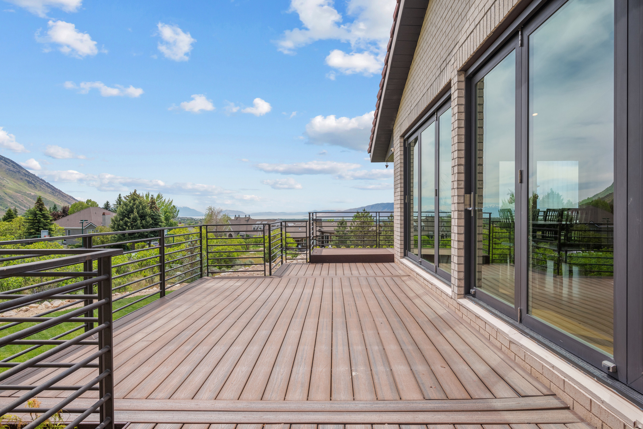 ALPINE COVE - Residential