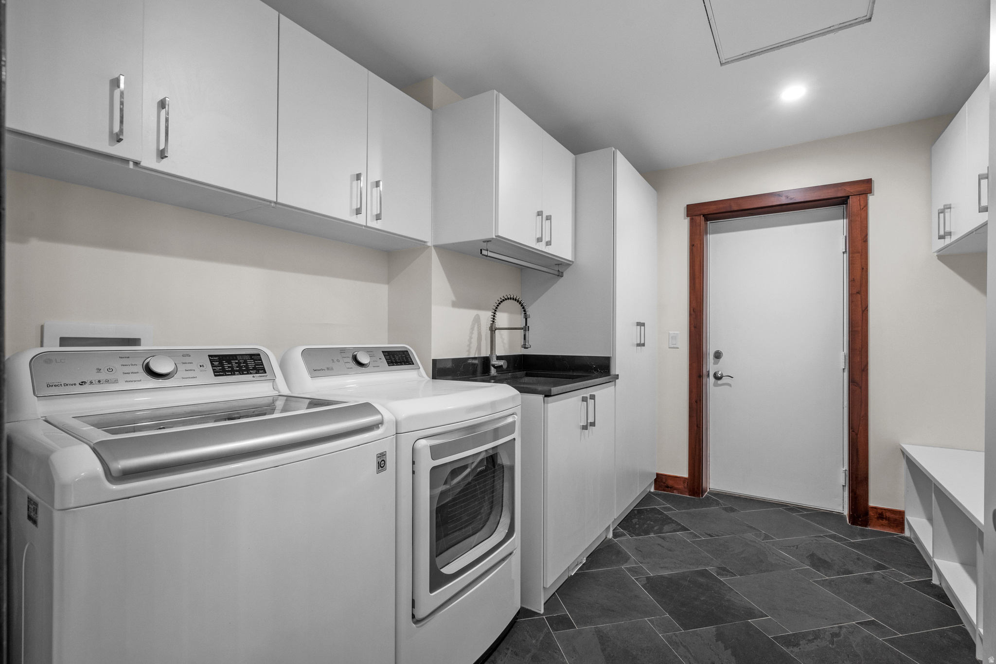 ALPINE COVE - Residential