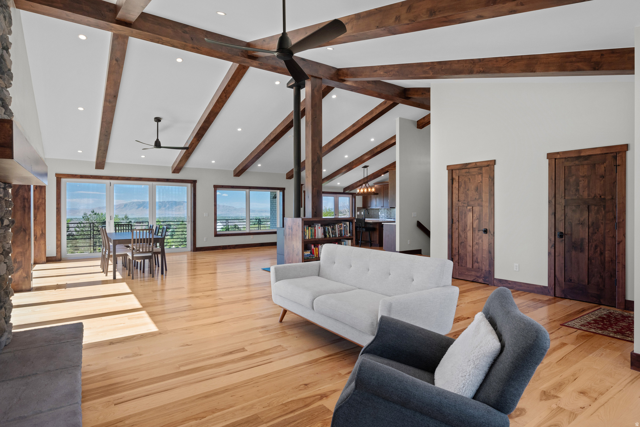 ALPINE COVE - Residential