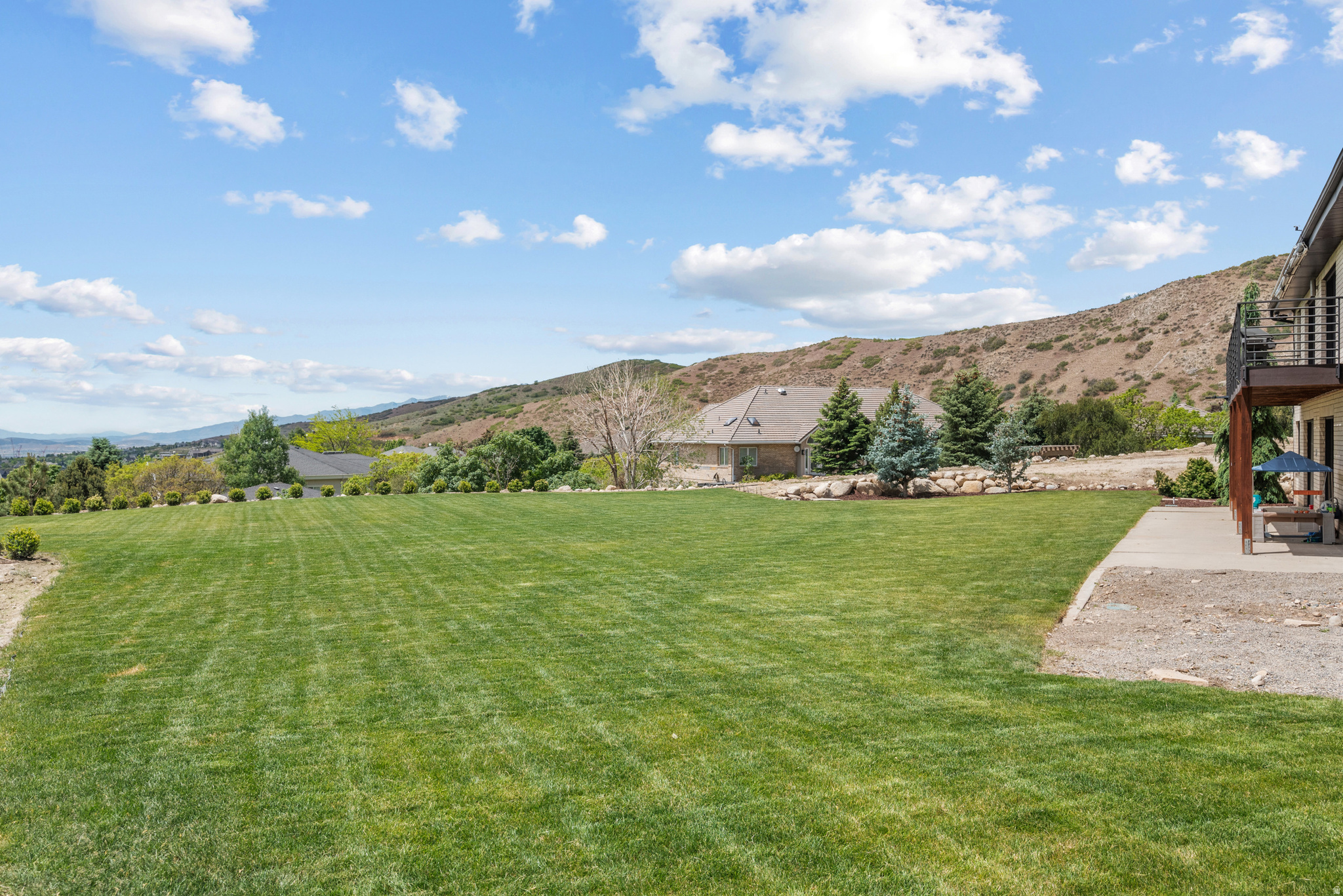 ALPINE COVE - Residential
