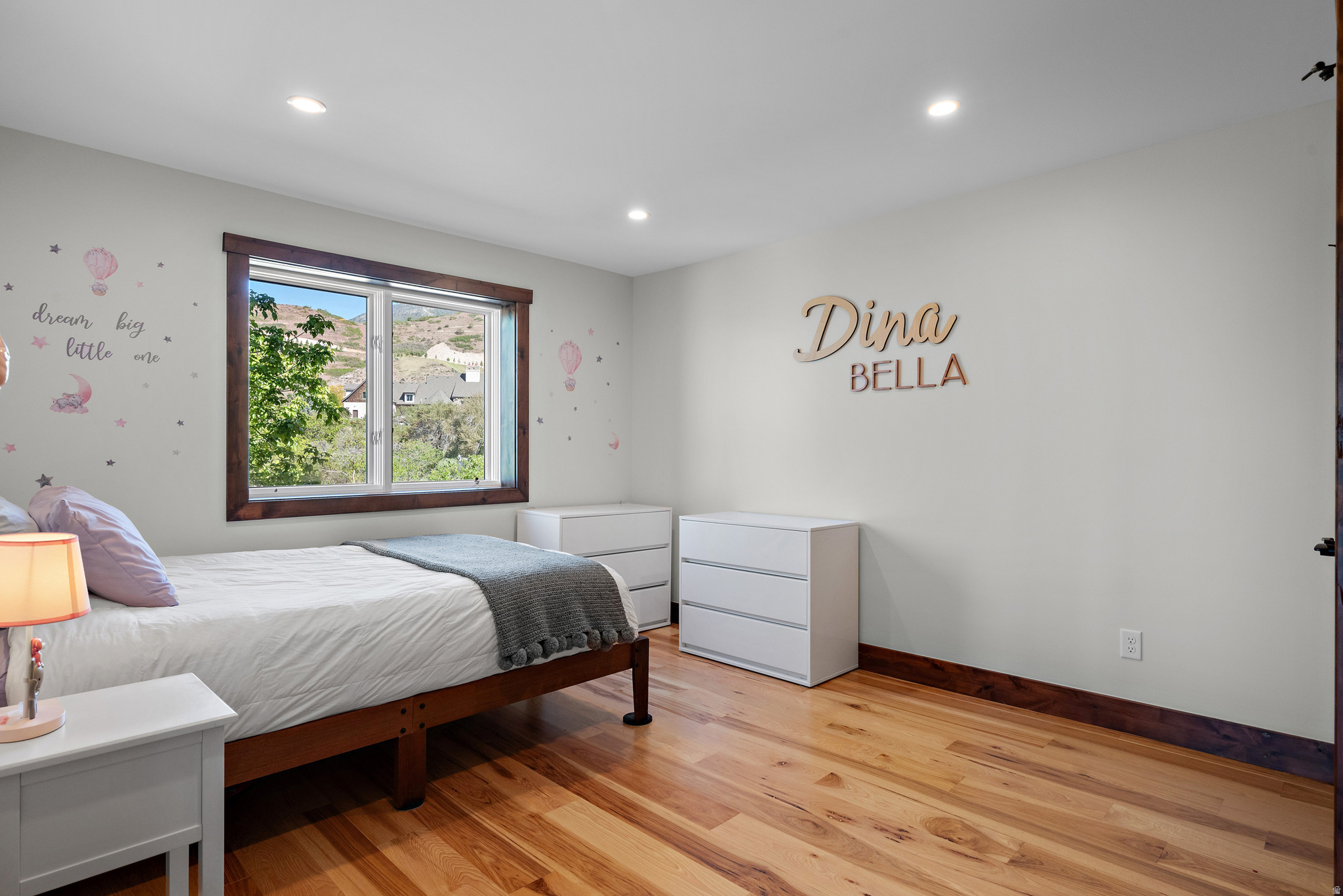 ALPINE COVE - Residential